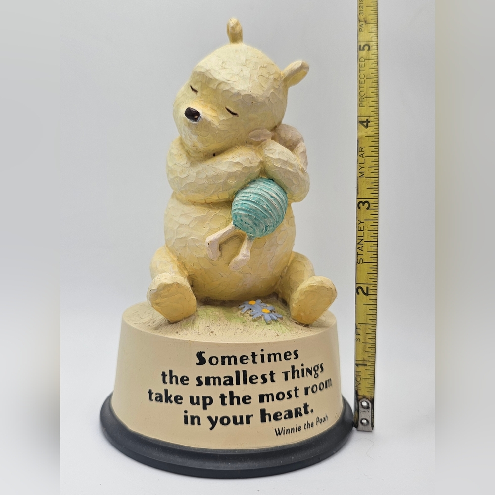 Hallmark Disney Classic Pooh Piglet “Sometimes the Smallest Things" Figurine
